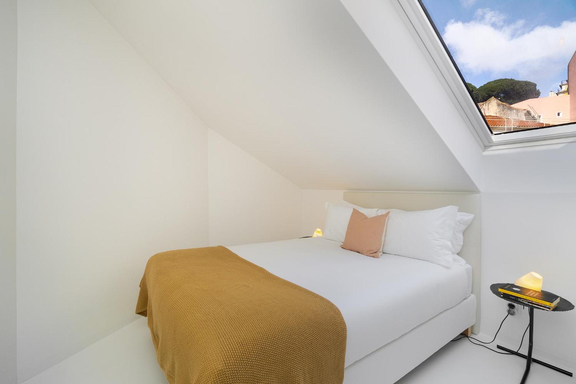 Apartamento Whome Ultimate Stay! Mid-term Duplex With Terrace Lisboa